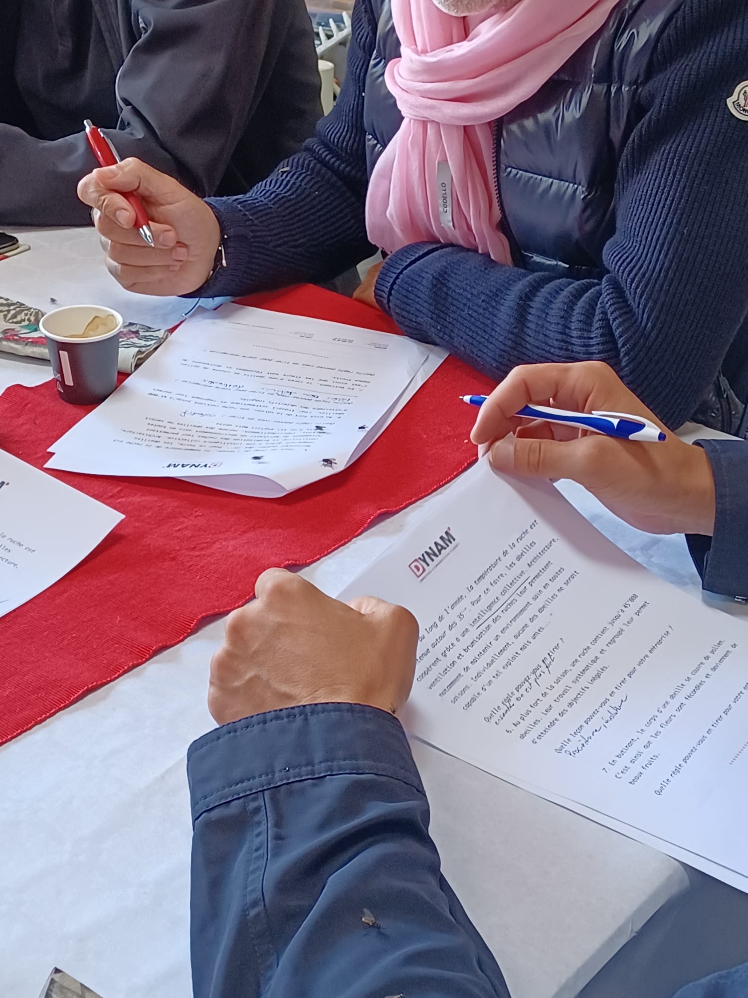 La balade autour du miel - une jolie histoire... 13 , agence marketing événementiel suisse