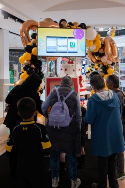 Expo 50 ans Manor Sierre 12 , agence marketing événementiel suisse