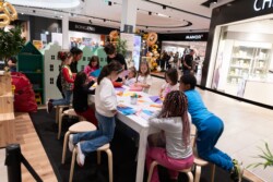 Expo 50 ans Manor Sierre 9 , agence marketing événementiel suisse