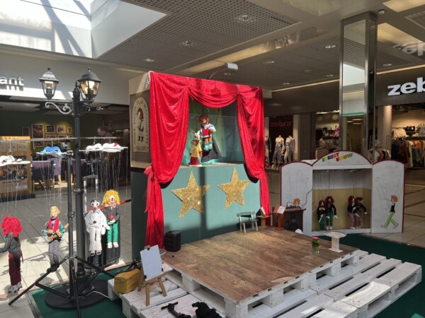 Théâtre et spectacle de Marionnettes 2 , agence marketing événementiel suisse