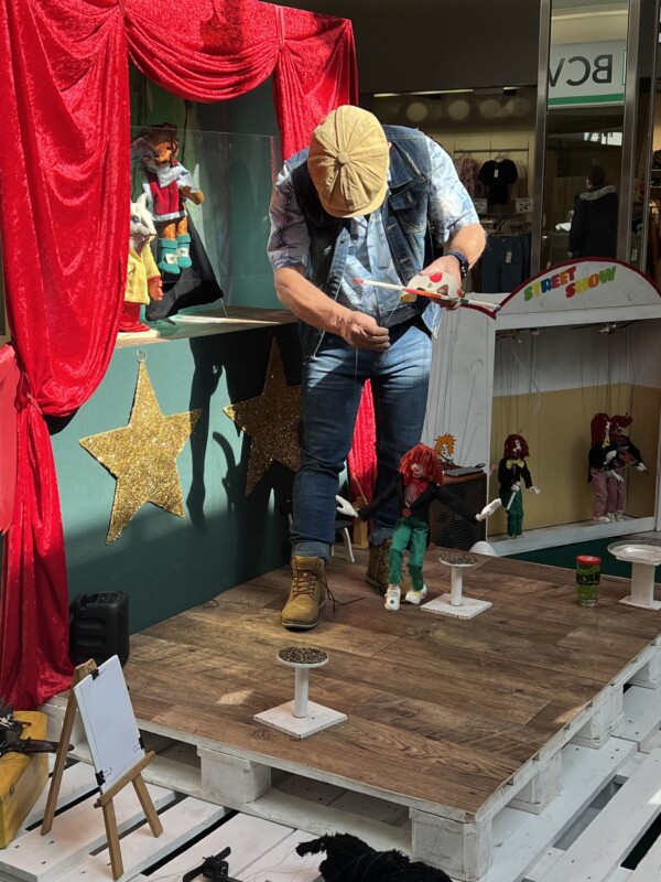 Théâtre et spectacle de Marionnettes 6 , agence marketing événementiel suisse